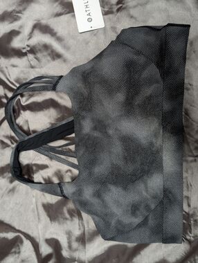 Athleta Black and White Microdot Double-Strap Sports Bra Intended For DD-DDD+ Cu